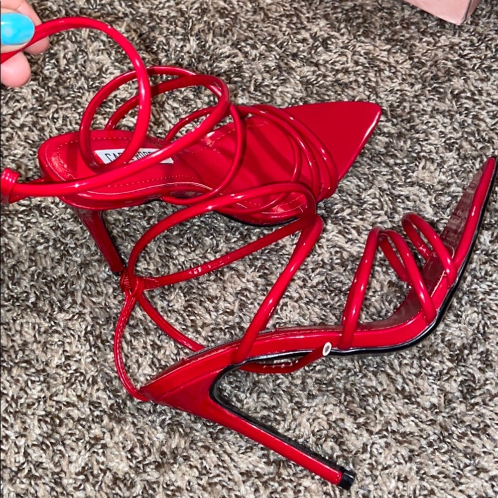 COPY - Beautiful red heel!